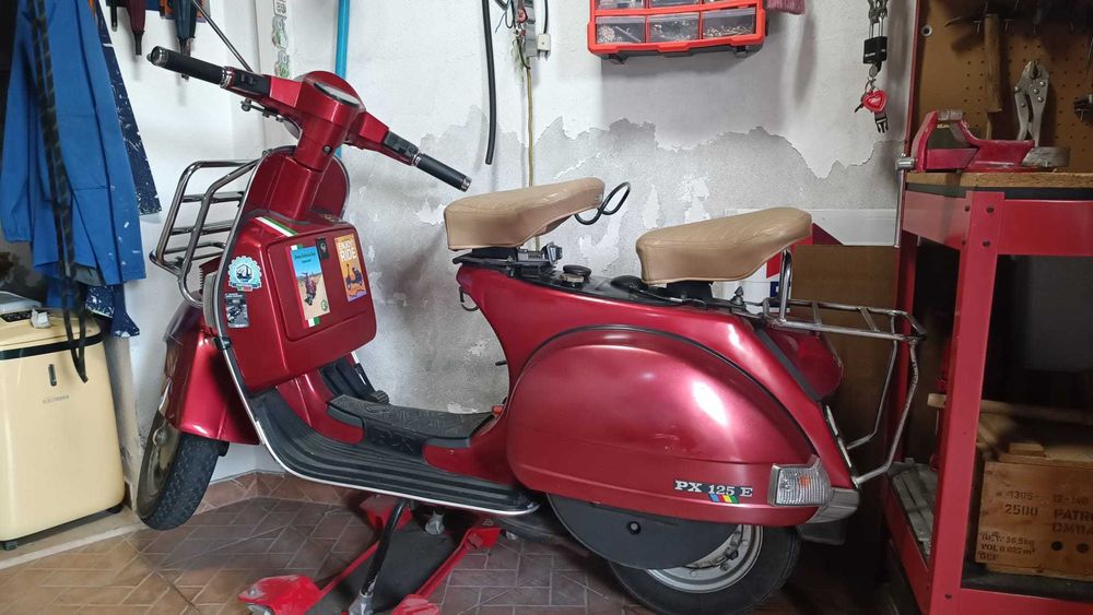 Vespa PX 125E em bom estado