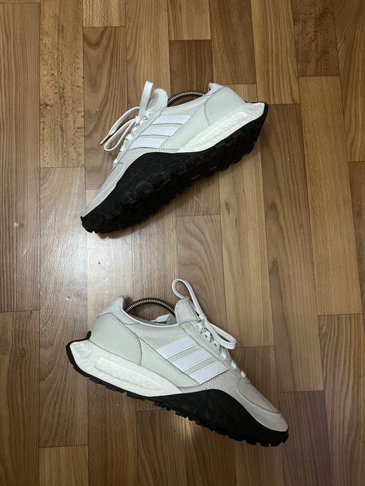 Чоловічі кросівки Adidas Retropy E5