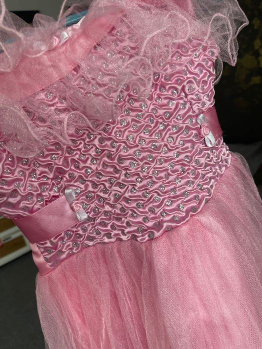 Плаття пишне бальне 5-6 років