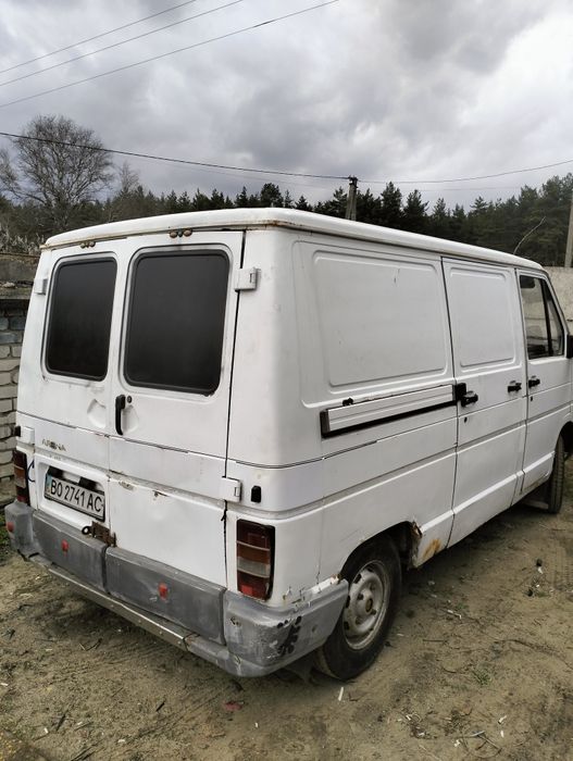 Продам Renault Traffic