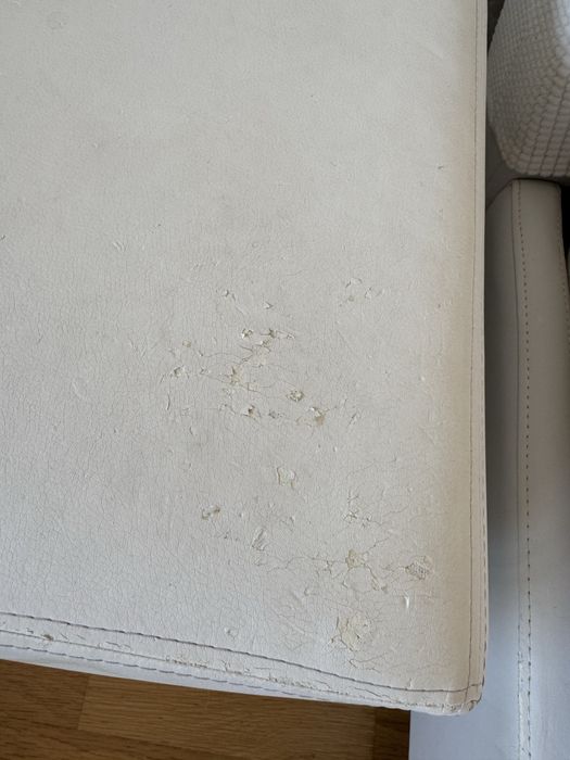 Cama de casal 140x190 c/ 2 mesas cabeceira