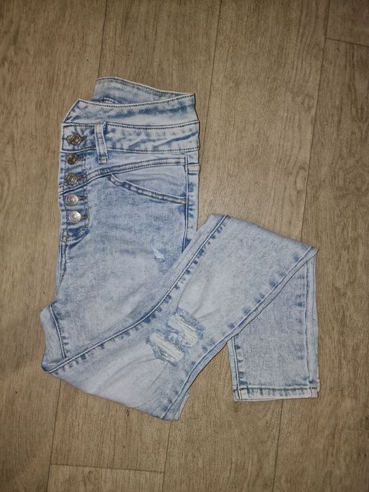 Продам джинси жіночі