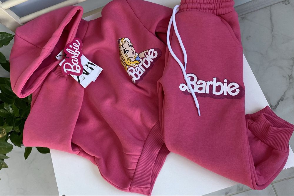 Костюм для дівчинки