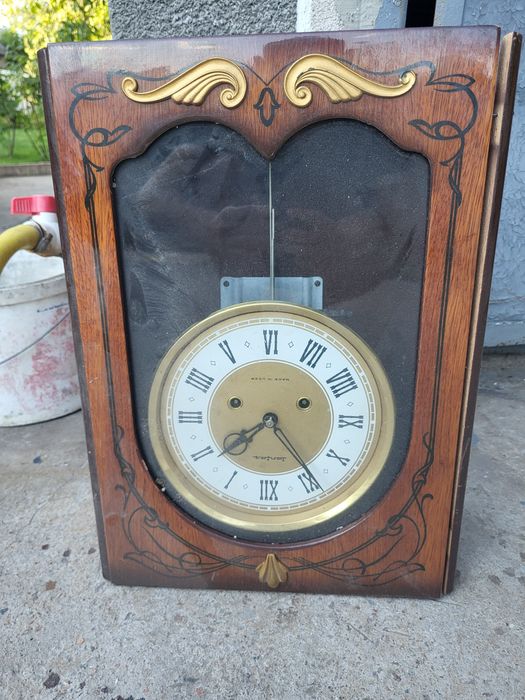 Часы механический