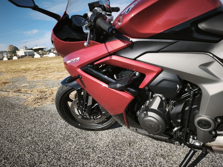 Triumph Daytona 660