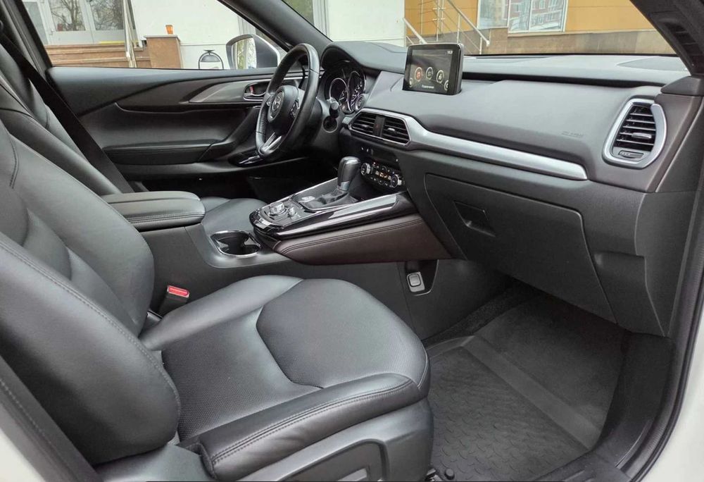 Продам Mazda CX-9  2018