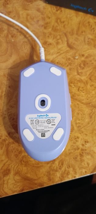 Мишка Logitech g102