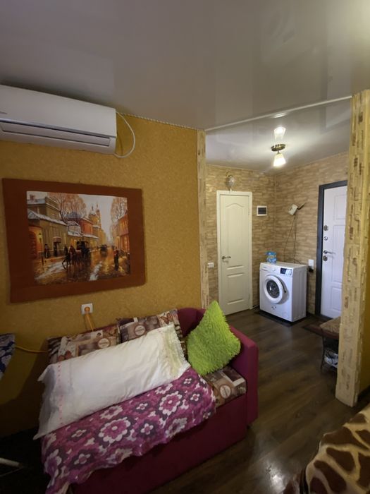 Посуточно почасово  квартира на 4 Заречном Академия Полиции Терра 44