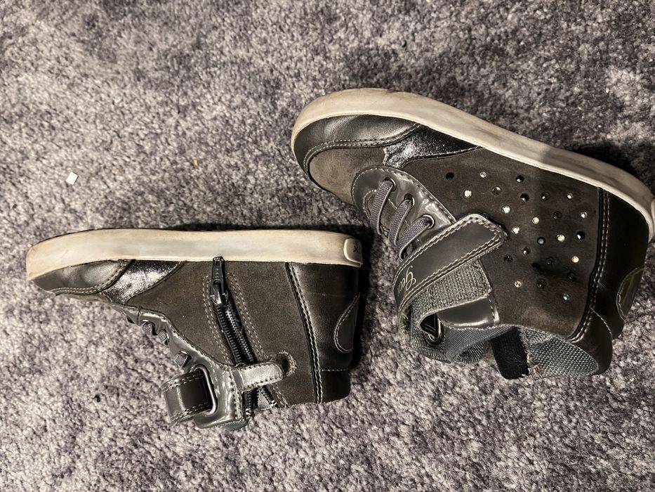 Geox buty półbut 27 szare z cekinkami