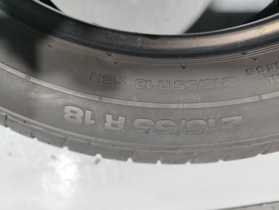 2 pneus semi novos 215-55R18 Continental - Oferta dos Portes