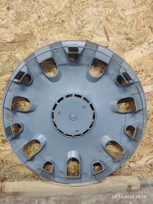 Продам колпак рено