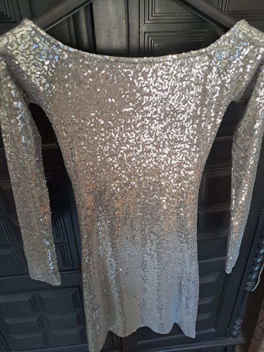 NA-KD Vestido Prateado off shoulder