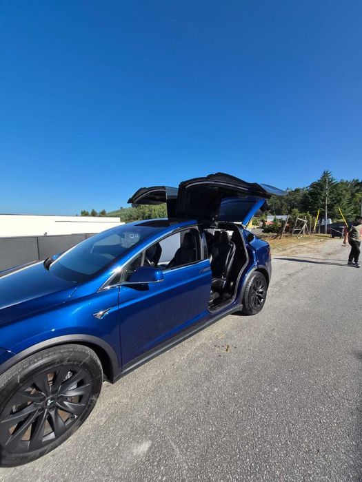 Tesla Model X 100D Long Range Dual Motor