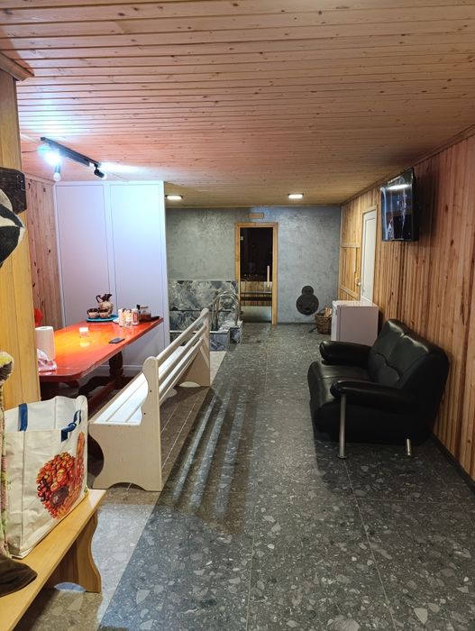 Баня з басейном в Тальному