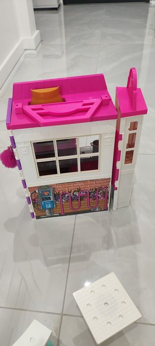 Domek dla lalek składany Barbie