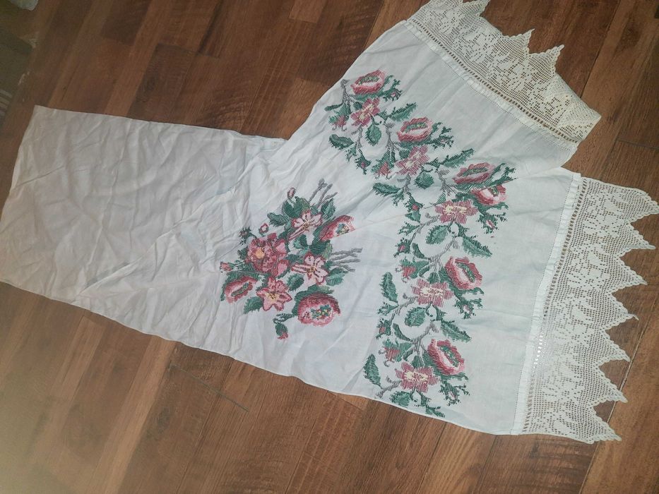 Рушник вишиваний ручної роботи #4