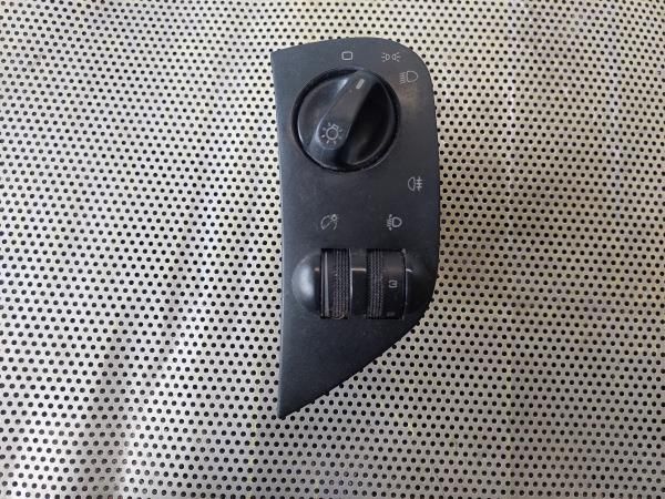 Botão / interruptor de luzes SEAT Ibiza II (6K1)