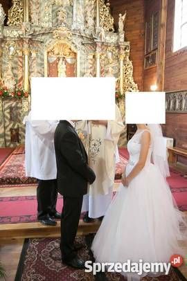 Suknia ślubna S .