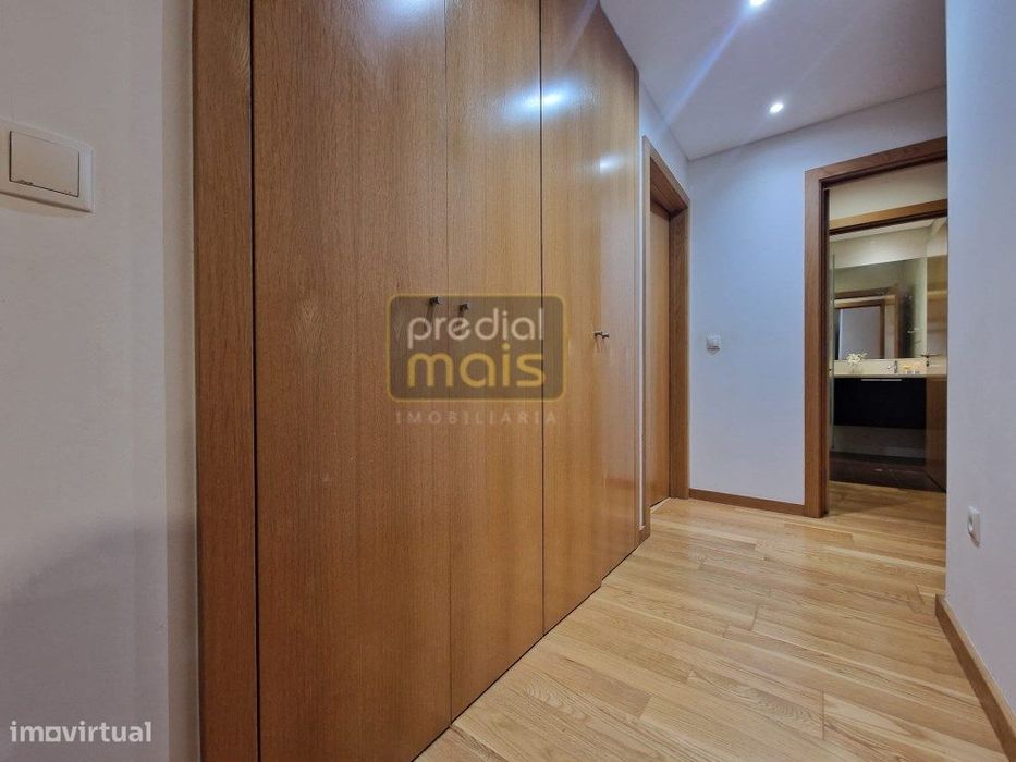 Apartamento T2 Novo C/ Novo - Centro