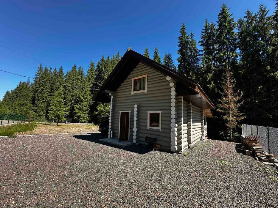 Продається дачний будинок в с. Синевир