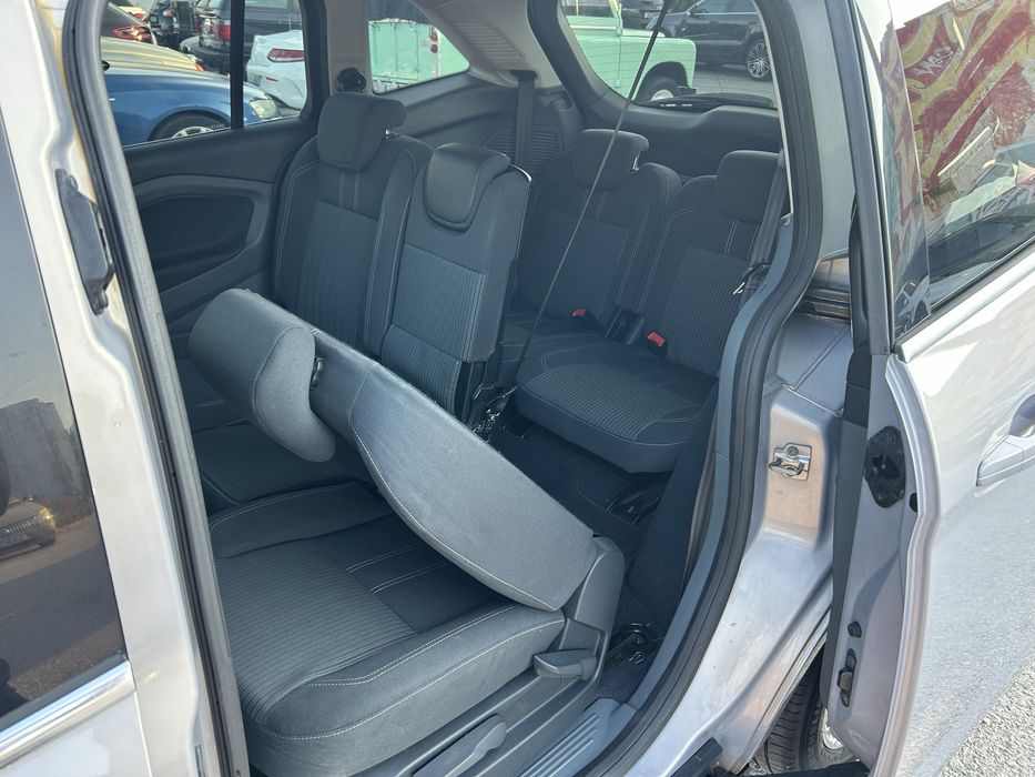 Ford Grand C-Max — fotografia 7
