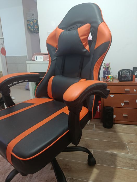 Cadeira gaming nova