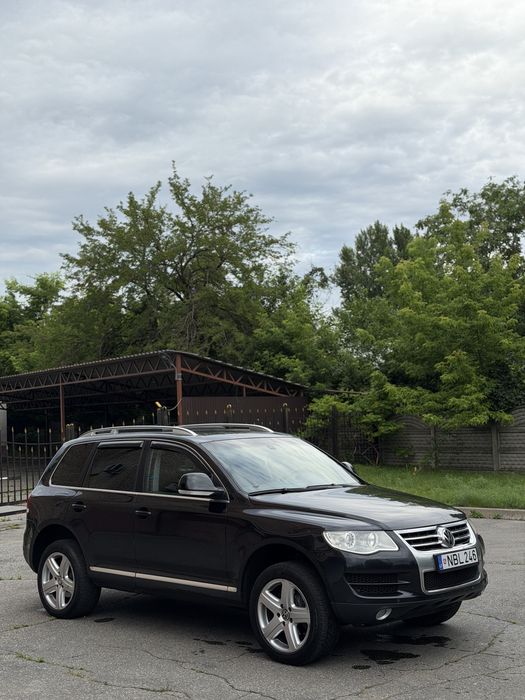 Volkswagen Touareg рестайлинг 3.0 дизель на пружинах
