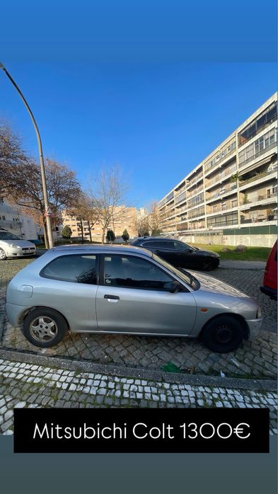 Automóvel carro ano 2000