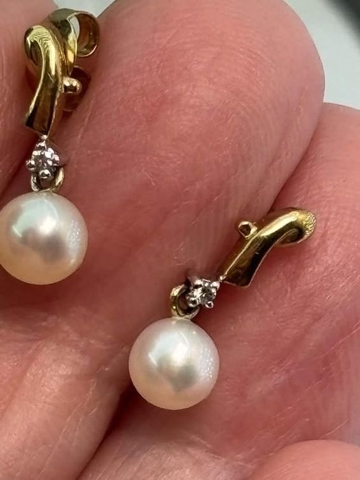 Золотые серёжки с натуральными жемчужинками и брильянтами