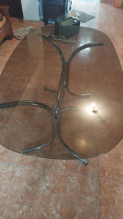 Mesa de vidro no