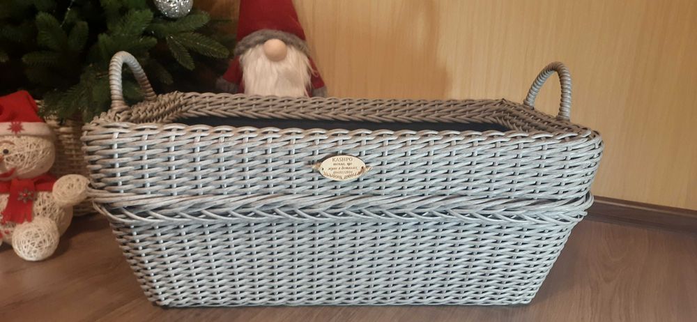 Кашпо, дровниця, плетена корзина, підвісні кашпо