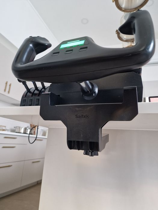 Pro Flight Yoke Saitek + Multi-Panel + Throttle Quadrant64730292285315124