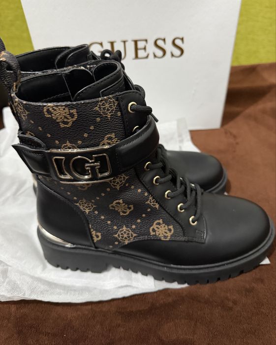 Botas Guess  4G Logo Peony – Tamanho 38 (Novas na Caixa)