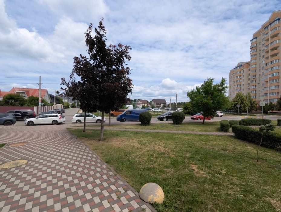 Комерційне приміщення 103м2