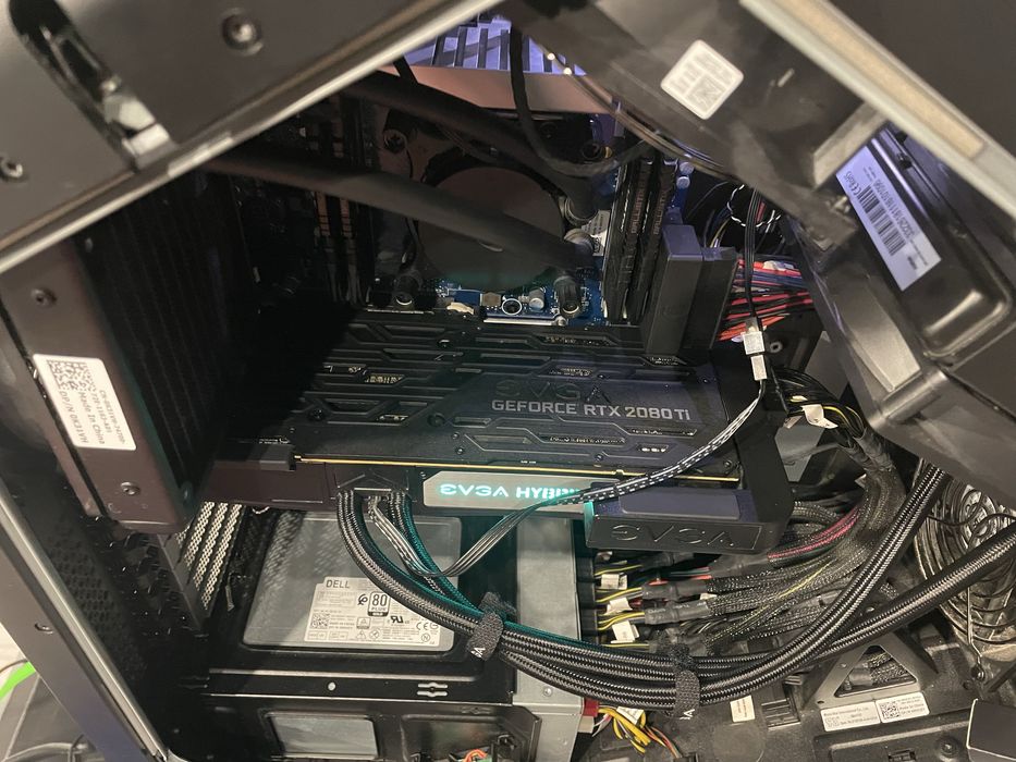 Alienware Area-51 R4 (2017)