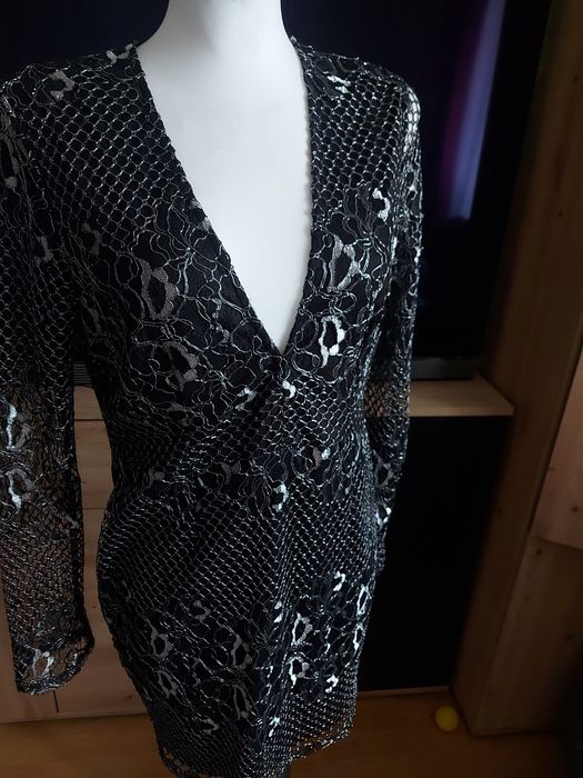 Sukienka koronkowa czarno srebrna wieczorowa sylwestrowa