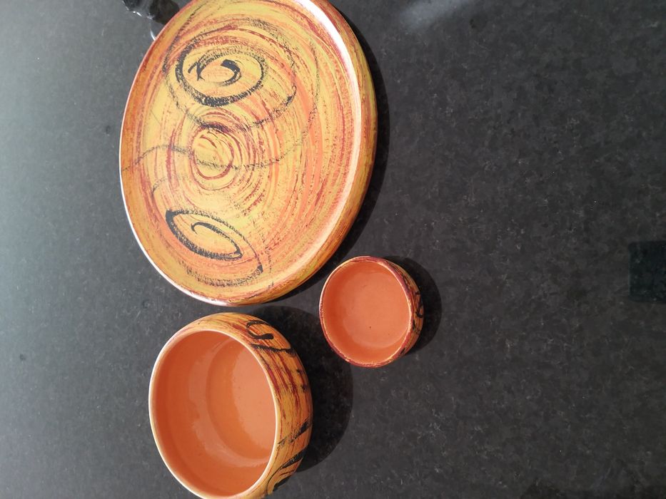 3 peças em barro pintado