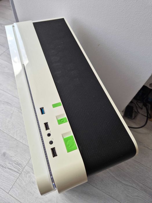 ATX корпус Gamemax G536 White (3x120mm FAN)