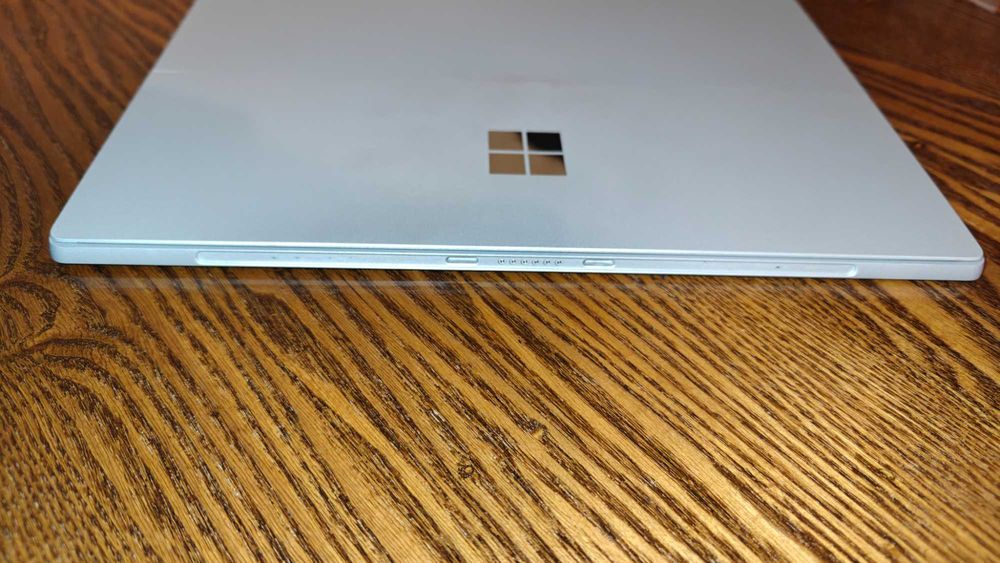 Microsoft Surface Pro 7+