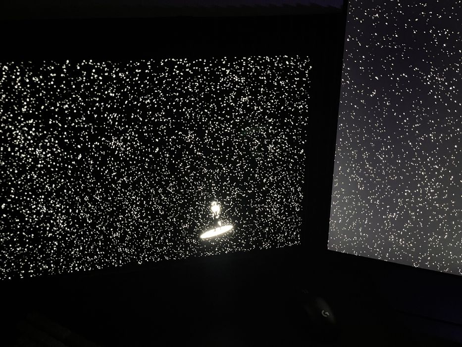 Monitor LG UltraGear OLED 27” 240Hz – Impecável (como novo)