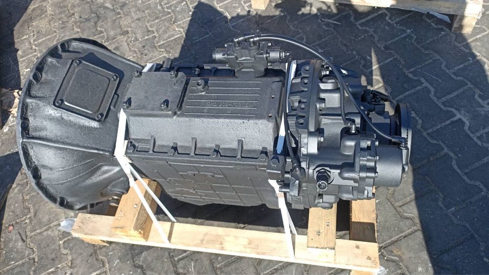 Коробка передач ЯМЗ-239 9-ступінчаста з демультиплікатором МАЗ КрАЗ