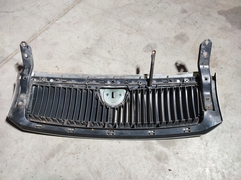 Fabia 1 I 9102 grill atrapa i inne