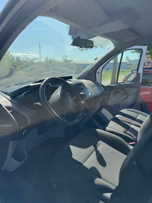 Ford Transit Custom 2.2 Ti 125cv 9 Lugares (IVA dedutível)