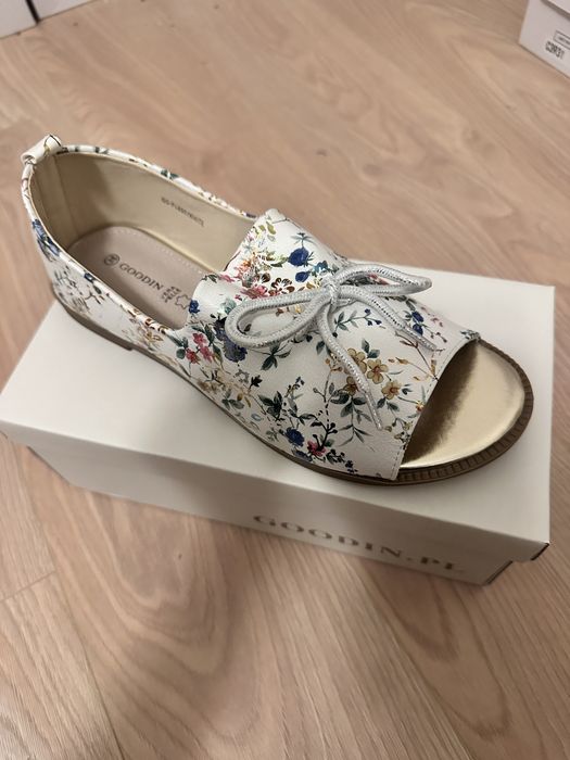 Saszki goodin biale w kwiaty