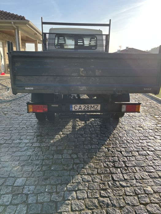 Vendo/ Troco Iveco