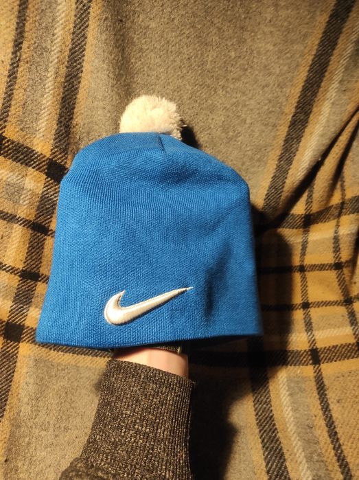 Шапки на підлітка