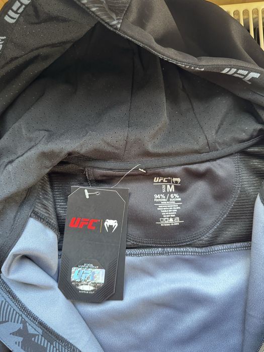 Жіноча кофта UFC на блискавці