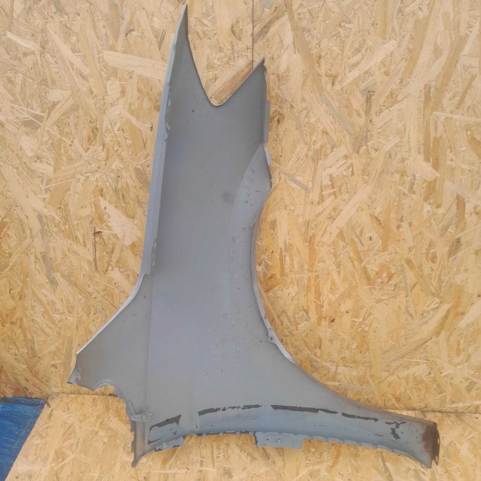 Błotnik lewy przedni VW Golf 7 Sportsvan ładny.