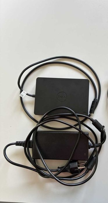 Док станції Dell WD 15 USB Type-C з блоком живлення 180W