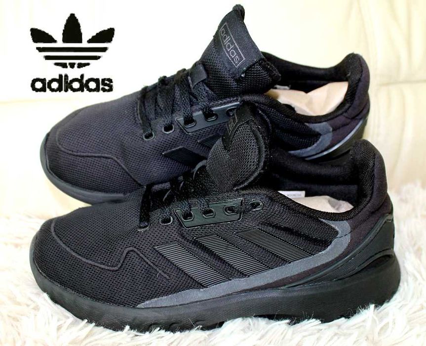 Adidas - Sportowe sznurowane adidasy - Roz. 38